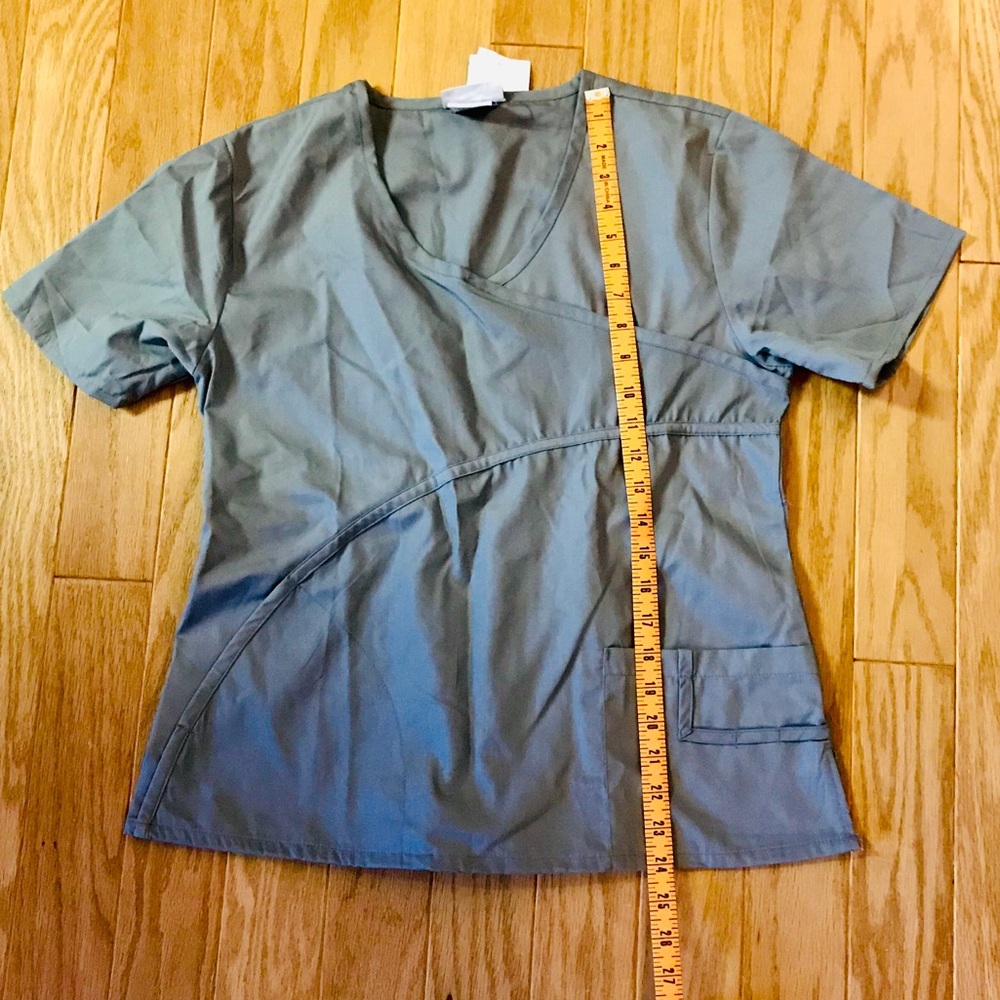 SCRUB TOP BUNDLE - Picture 13 of 13